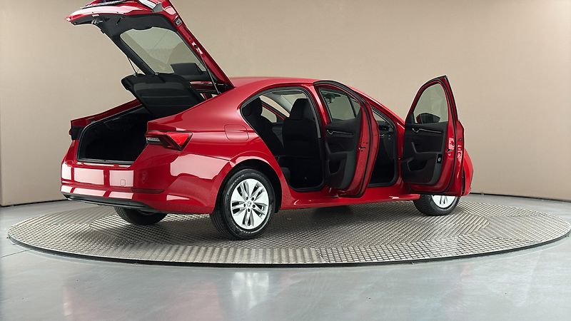 Škoda Octavia 1.5 TSI Ambition - fotka 6 z 24