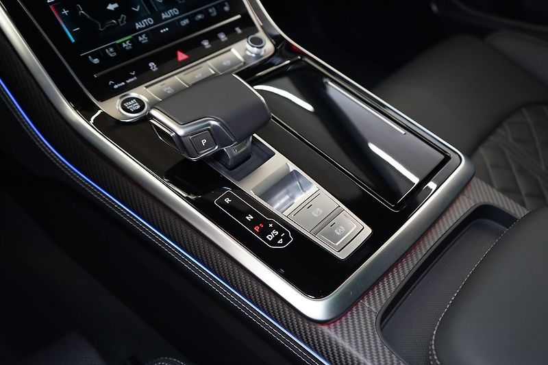 Audi Q8 TDI quattro 210 kW, S line - fotka 42 z 50
