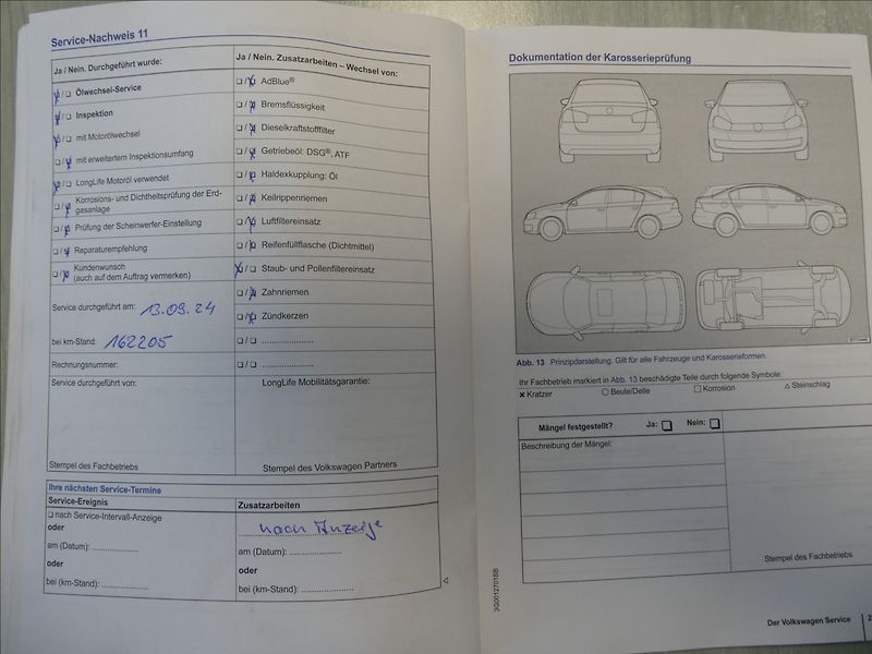 Volkswagen Golf 1,6 TDi 81kW CUP,2xkola,naviga - fotka 47 z 48