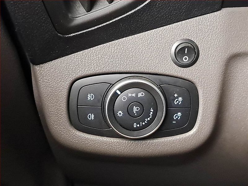 Ford Transit Connect (2020) Trend 1.0 EcoBoost, ČR, 1Maj - fotka 15 z 16