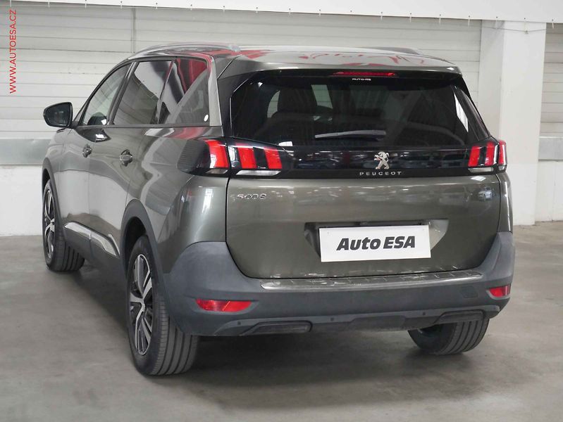 Peugeot 5008 (2017) 1.6 HDi, Active - fotka 4 z 23
