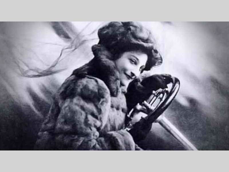 Dorothy Levitt.