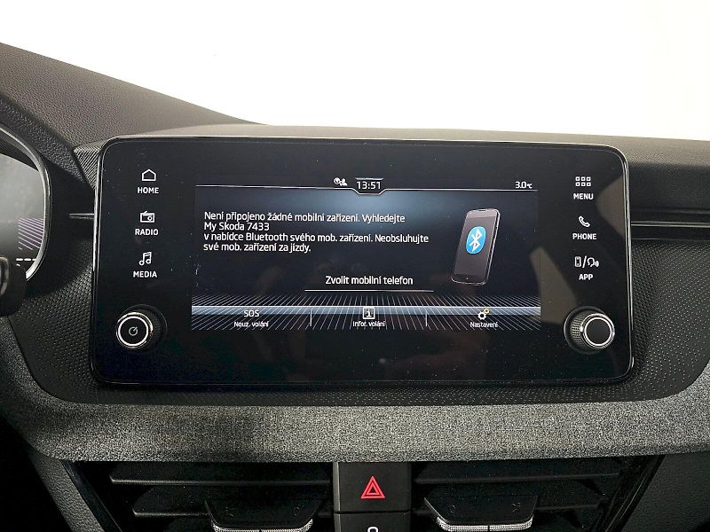 Škoda Scala (2024) 1.0TSI 85kW SELECTION TAŽNÉ - fotka 9 z 27