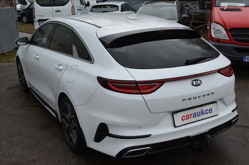 Kia Ceed (2020) 1,4 T-GDI - fotka 6 z 18