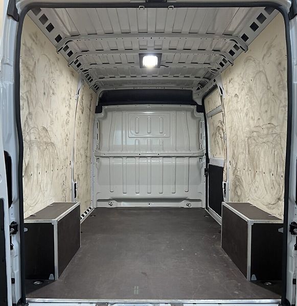 Toyota Proace Max 2.2D AT Active Multimedia L3H2 - fotka 10 z 15