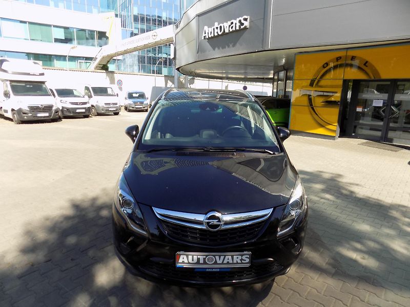 Opel Zafira (2016) 1.6 CDTi - fotka 2 z 13