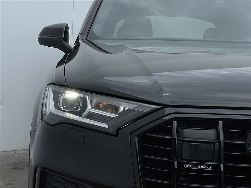 Audi Q7 3,0 50 TDI quattro S line - fotka 20 z 23