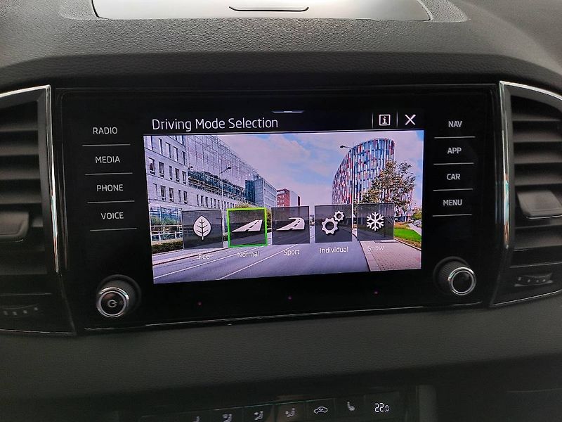 Škoda Karoq (2023) 2.0 TDI 4x4 (110kW/150k) DSG, - fotka 16 z 26