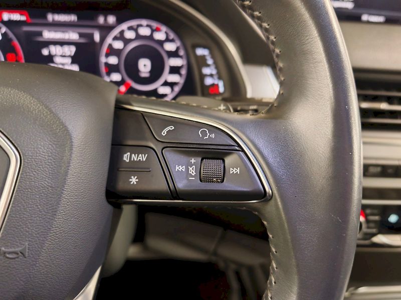Audi Q7 (2016) 3.0 TDI 200 kW Quattro - fotka 9 z 26
