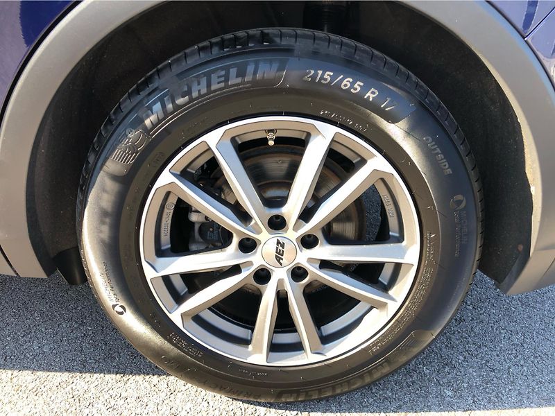 Volkswagen Tiguan 2.0 TDI - fotka 14 z 29