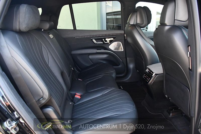 Mercedes-Benz EQS 450 AMG 4MATIC - fotka 16 z 64