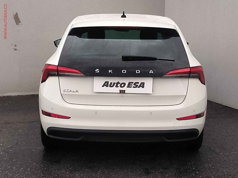 Škoda Scala (2021) 1.0TSI, ČR, Style - fotka 5 z 24