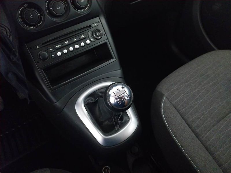 Citroën C3 Picasso (2015) 1.2 PureTech, Tempomat - fotka 13 z 16