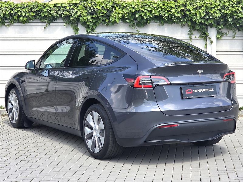 Tesla Model Y LFP Ryzen SoH 93% Tažné z. 1.m - fotka 5 z 22