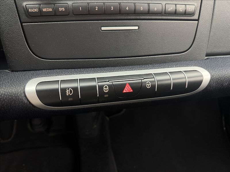 Smart Fortwo 1,0 AUTOMAT DPH NOVÁ STK ČR - fotka 15 z 28