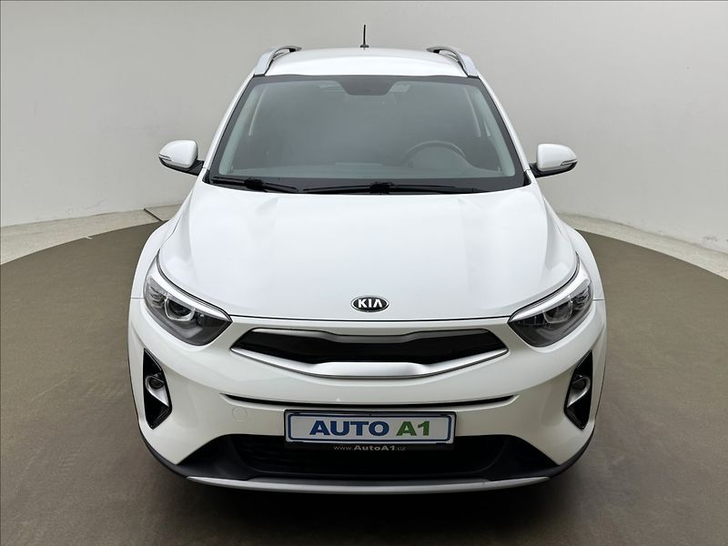 Kia Stonic 1,4 i SERVIS KAMERA 2X KOLA ČR - fotka 2 z 37