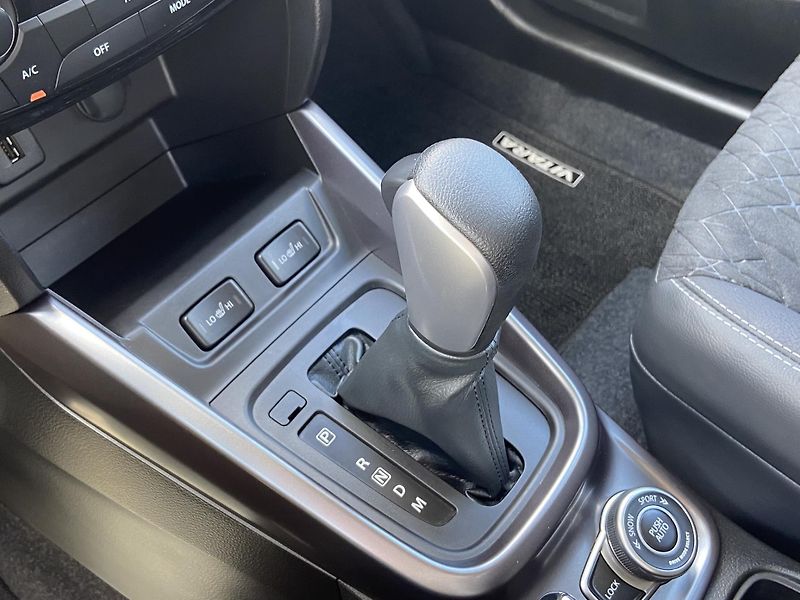 Suzuki Vitara 1.4 BoosterJet 6AT 4x4 Eleganc - fotka 21 z 22