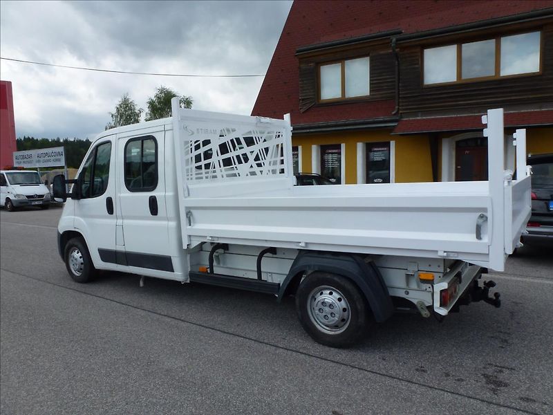 Citroën Jumper 2,2 HDI Sklápěč 7míst - fotka 19 z 30