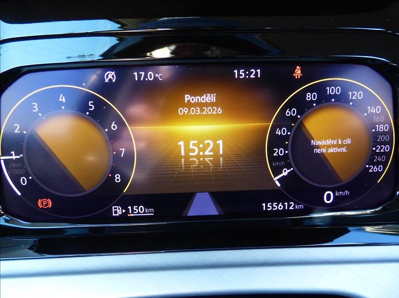 Volkswagen Golf 1,0 TSI Virtual Cockpit  Life - fotka 40 z 49