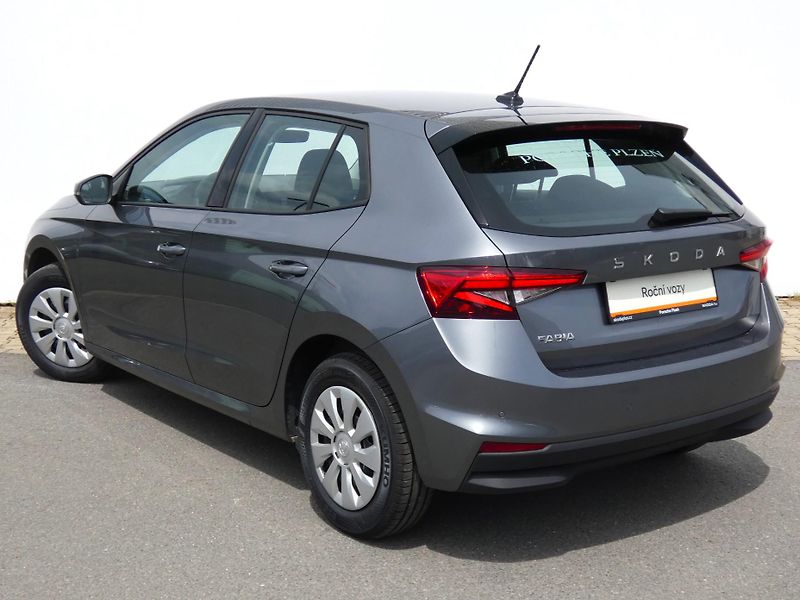Škoda Fabia Selection 1.0 MPI /59kW - fotka 14 z 30