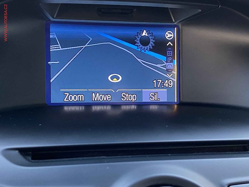 Ford Focus (2014) 1.0 EB, Titanium, bixen, navi - fotka 17 z 19