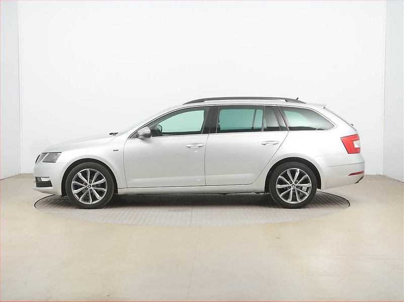 Škoda Octavia (2017) 1.6 TDI, Automat, Navi - fotka 3 z 18