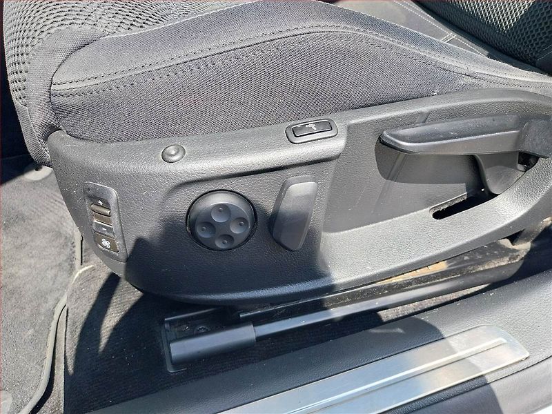 Volkswagen CC (2012) Comfortline 2.0 TDI, Automat - fotka 20 z 21