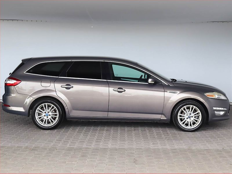 Ford Mondeo (2012) 2.0 TDCi, Automat, Tempomat - fotka 6 z 18