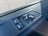 Peugeot Traveller (2021) ALLURE L2 2.0 BlueHDi 106kW, Č - náhled 12