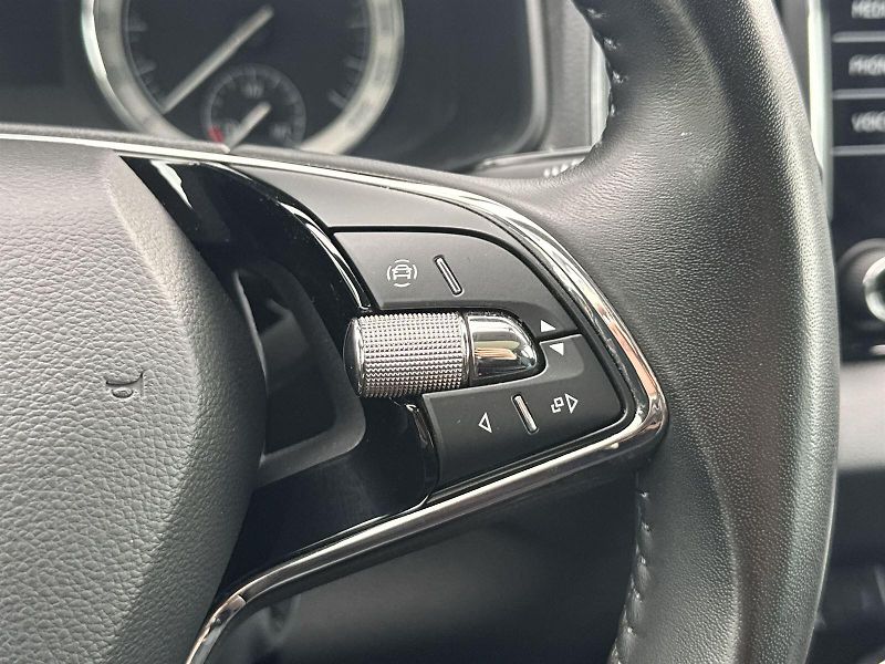 Škoda Karoq (2021) 2.0 TDI Style - fotka 22 z 34