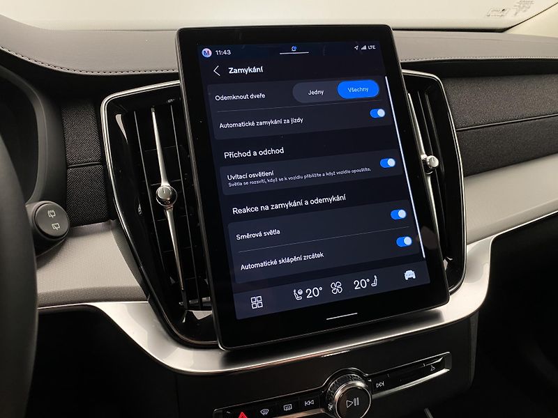 Volvo XC90 B5 AWD BRIGHT PLUS AUT CZ 7M - fotka 55 z 59