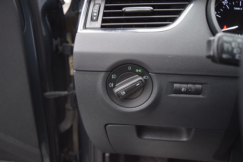 Škoda Octavia (2017) 1.4TSI 110kw AMBI ED. JOY TAŽ  - fotka 33 z 46