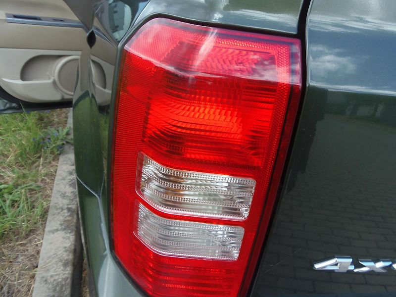 Jeep Patriot (2008) 2.4i LPG automat nová STK - fotka 19 z 21