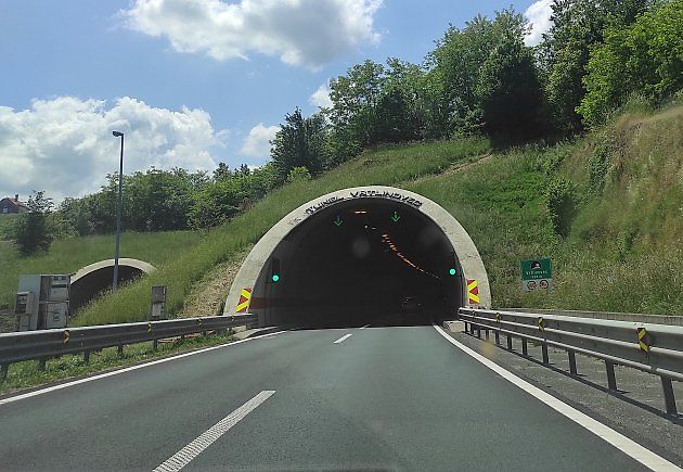 Jeden z tunelů na chorvatské dálnici., zdroj: Deník/Přemysl Spěvák