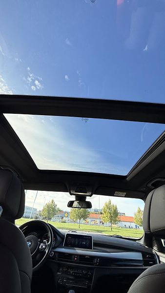 BMW X5 (2017) M50d,7míst,pano,TV,head - fotka 11 z 11