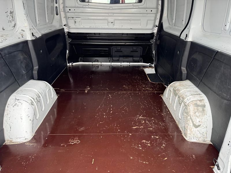 Renault Trafic (2019) 1.6 DCi 89 KW - fotka 16 z 16