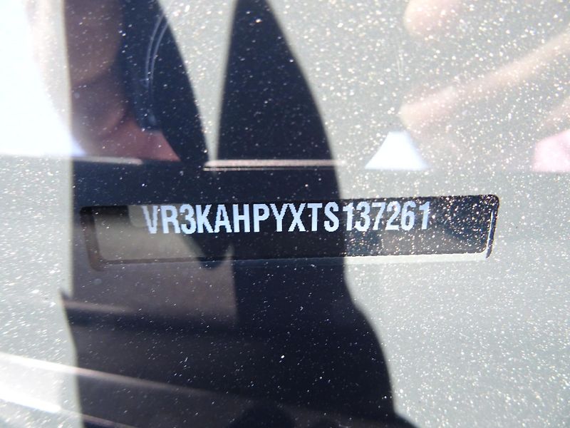 Peugeot 3008 (2026) BUSINESS Hybrid 145k e-DCS6 - fotka 49 z 49