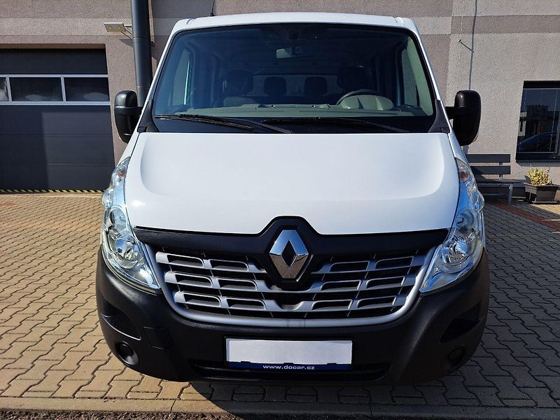 Renault Master (2018) 2.3 DCI 120kW, 6 míst, ZÁRUKA  - fotka 3 z 37