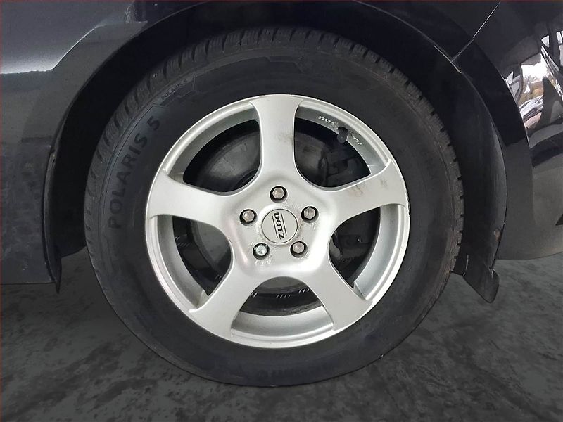Ford Mondeo (2008) Titanium 2.0 16V, po STK - fotka 14 z 17