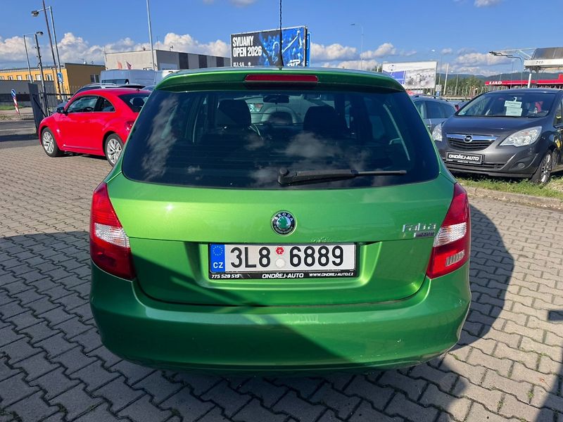 Škoda Fabia (2010) 1,2 TSI 63 KW 2X KOLA - fotka 5 z 45