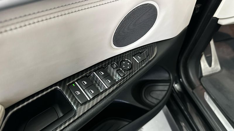 BMW X6 40D / XDRIVE - fotka 32 z 53