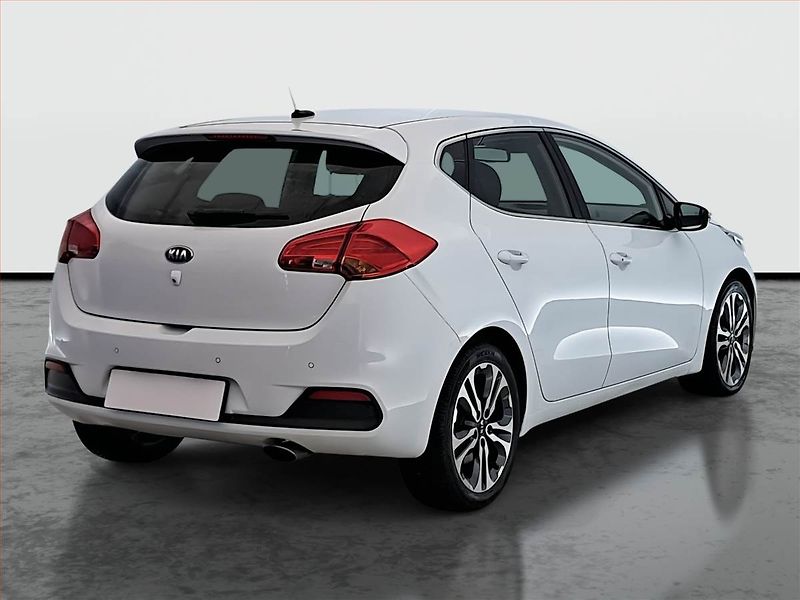 Kia Ceed (2013) 1.6 GDI, Serv.kniha, Navi - fotka 5 z 18