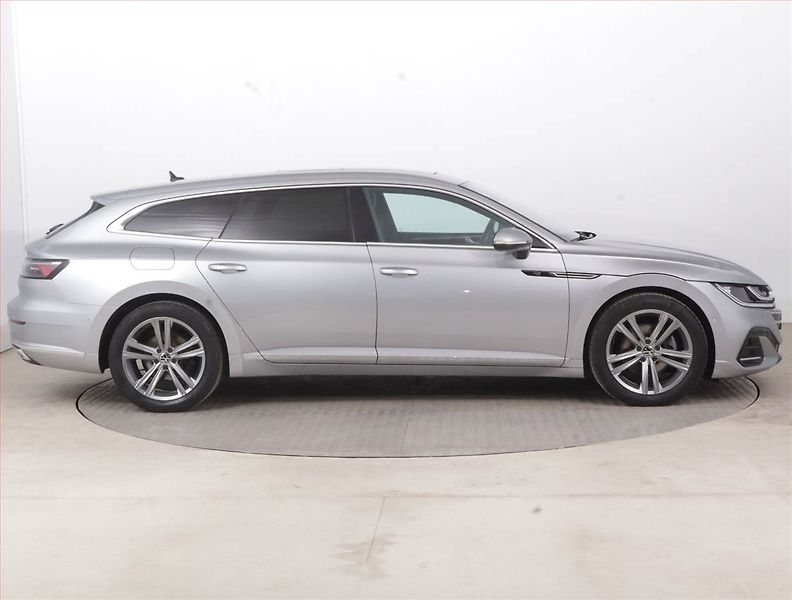 Volkswagen Arteon (2023) 2.0 TDI - fotka 6 z 19