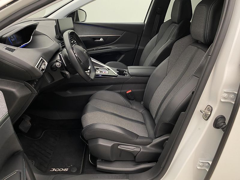 Peugeot 3008 1.5HDi 96kW ALLURE AUT CZ - fotka 3 z 38