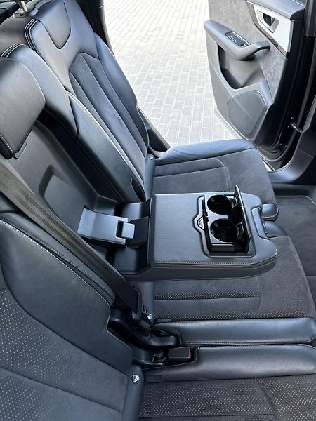 Audi SQ7 (2016) Audi SQ7 - fotka 12 z 43