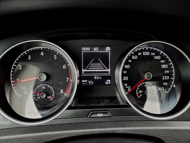 Volkswagen Golf 1,0 TSI,navi,digiklima,acc,alu - fotka 22 z 49