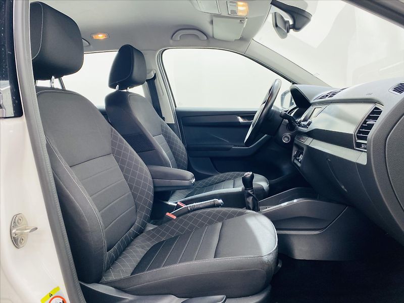 Škoda Fabia 1,4 TDI 66kW Style - fotka 8 z 24