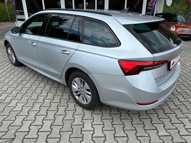 Škoda Octavia 2.0TDI 85kW DSG - ČR - fotka 6 z 27