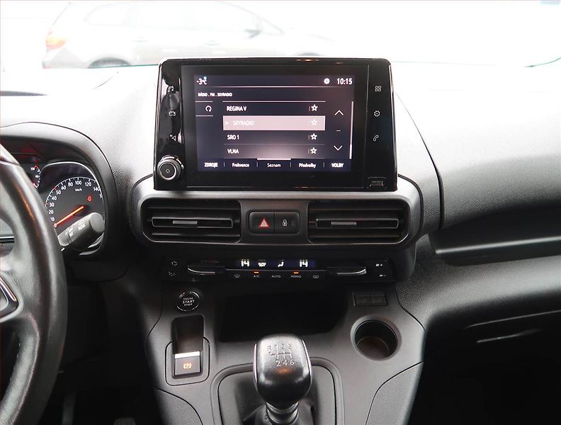 Opel Combo (2023) Elegance 1.5 CDTI, 5Míst, SR - fotka 12 z 18