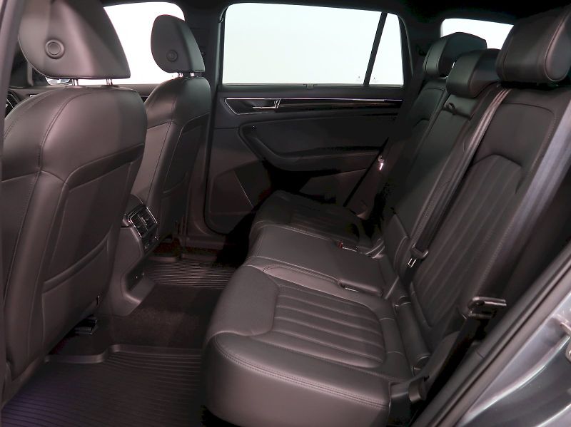 Škoda Kodiaq (2023) LAURIN&KLEMENT 2.0TDI 147KW 4x - fotka 18 z 50